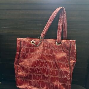 Elegant Red Crocodile-Embossed Tote Bag